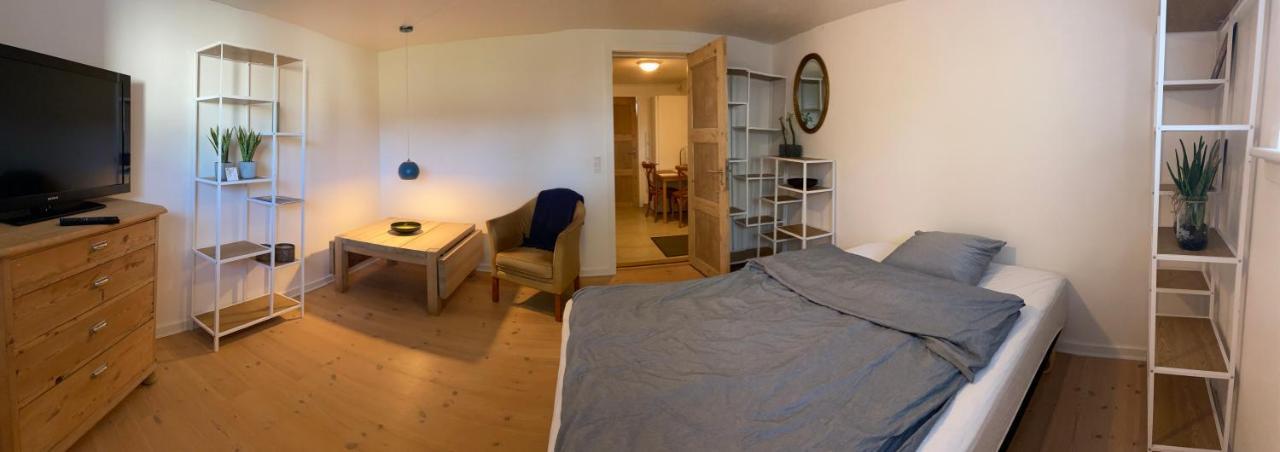 Vaerelse Med Eget Kokken Og Bad Appartement Esbjerg Buitenkant foto